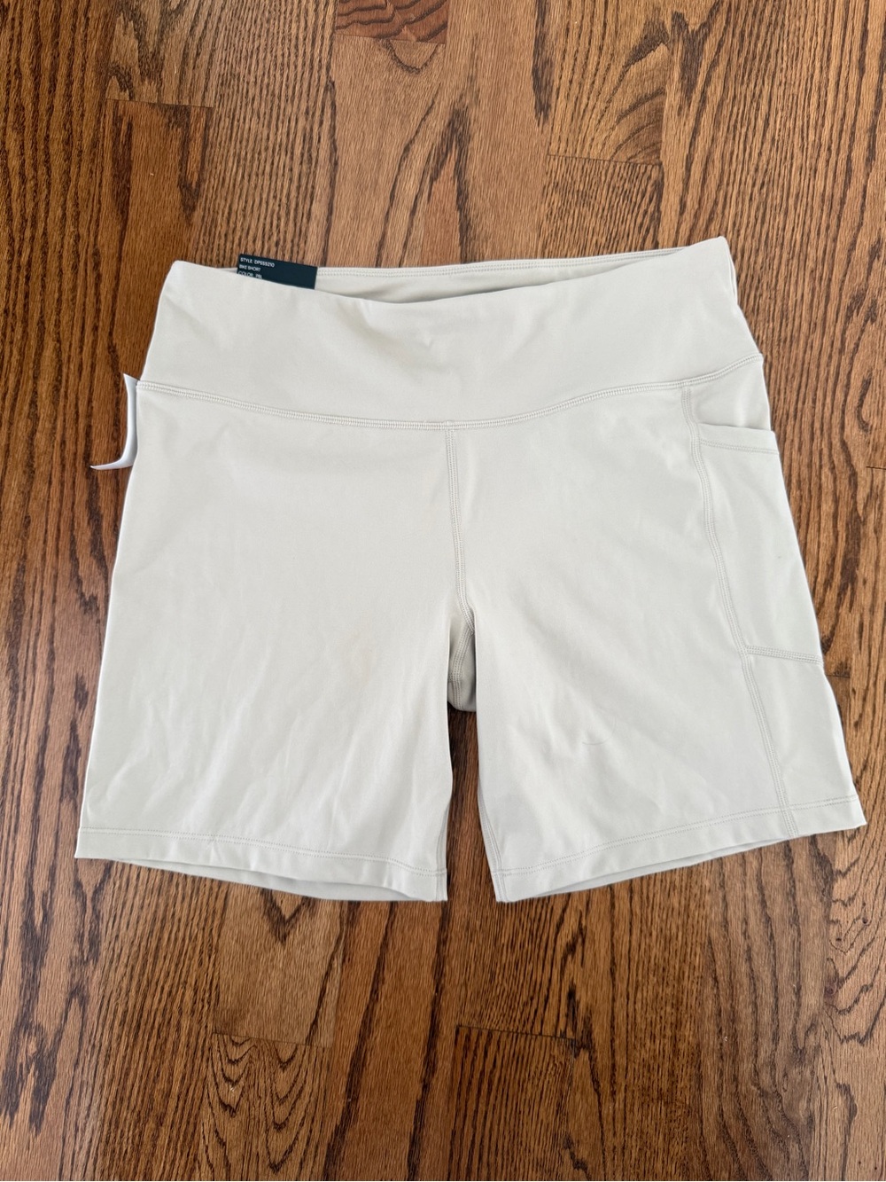 DKNY Women’s High-Rise Bike Shorts XXL Beige/Taupe Side Pockets NWT